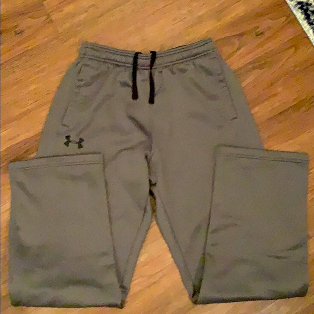 Under Armour sweats